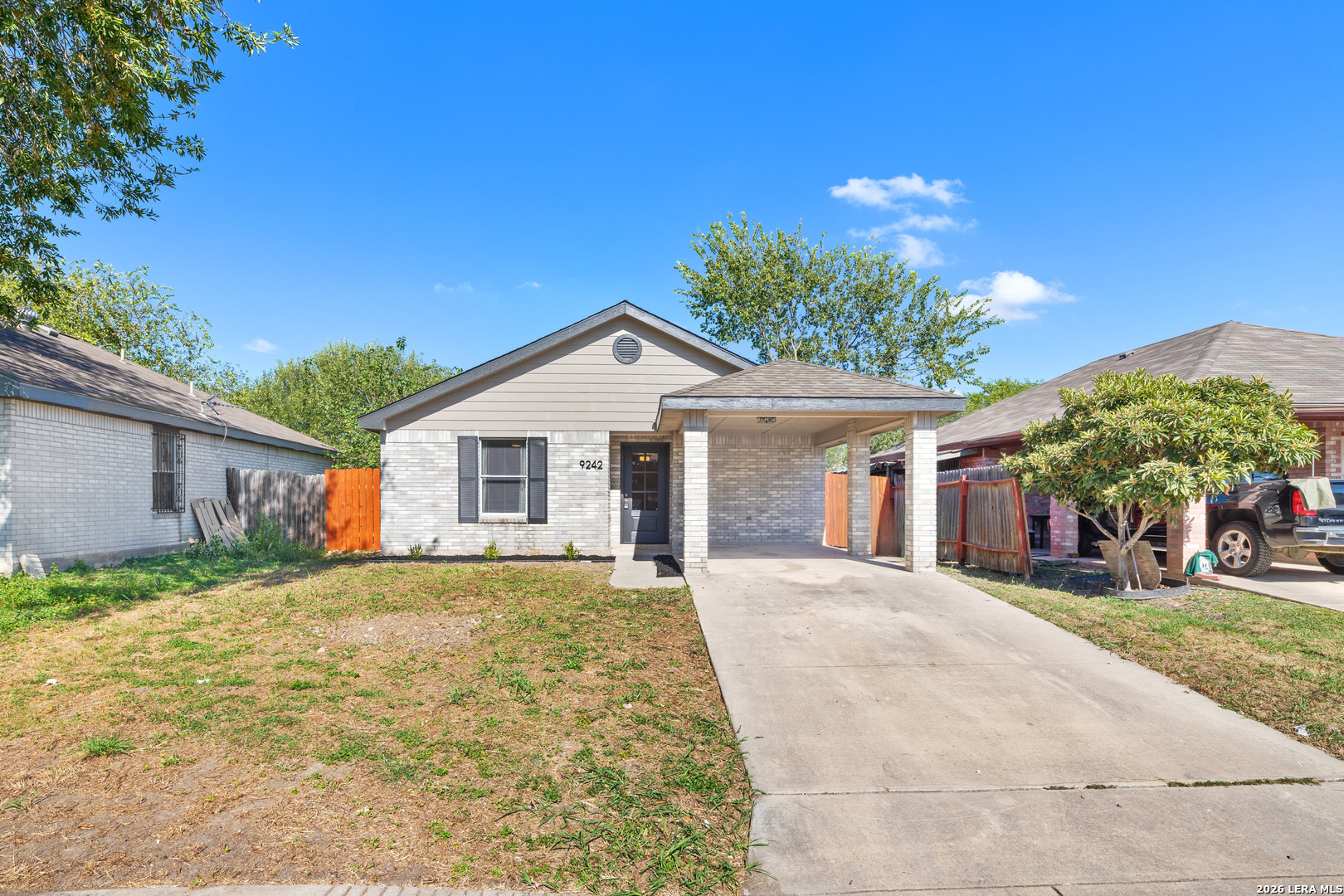 9242 Emerald Port Drive San Antonio TX 78242