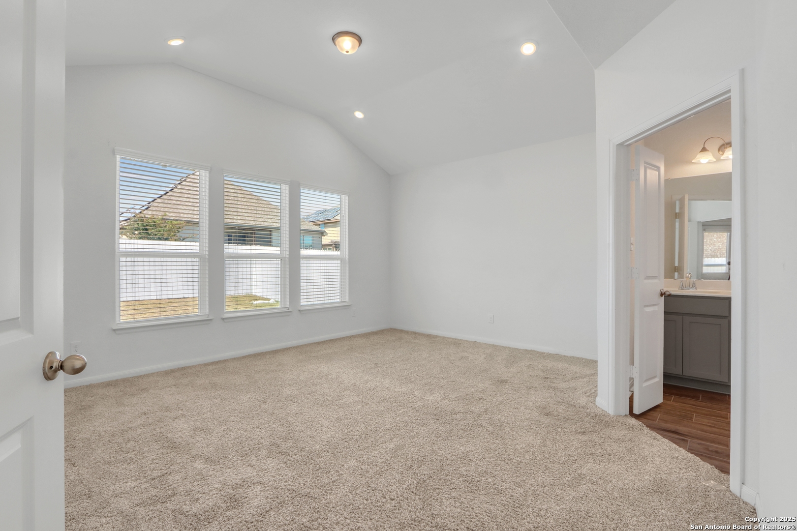 1625 Lawnside San Antonio TX 78245
