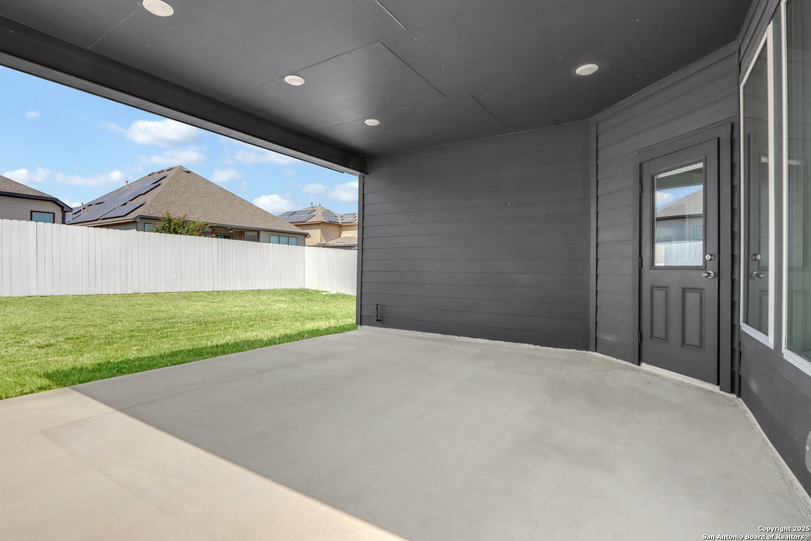 1625 Lawnside San Antonio TX 78245