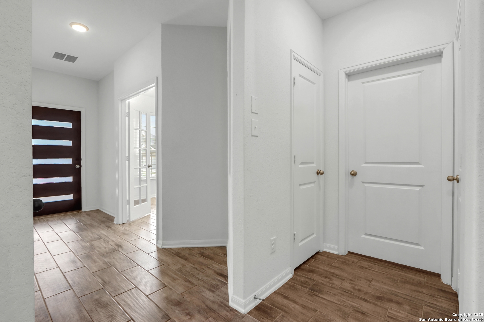 1625 Lawnside San Antonio TX 78245