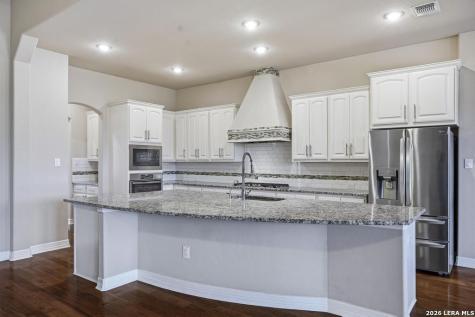 287 Cascade Trail Castroville TX 78009