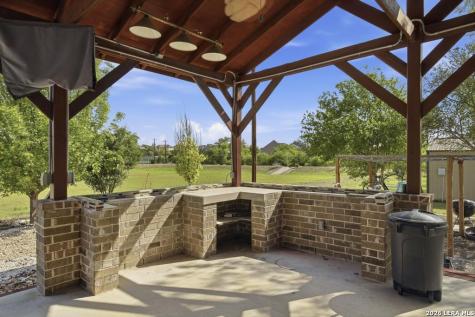287 Cascade Trail Castroville TX 78009