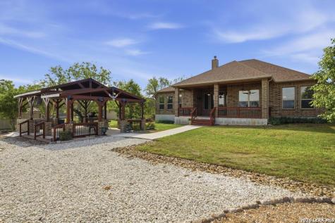 287 Cascade Trail Castroville TX 78009