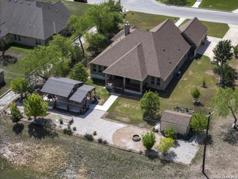 287 Cascade Trail Castroville TX 78009