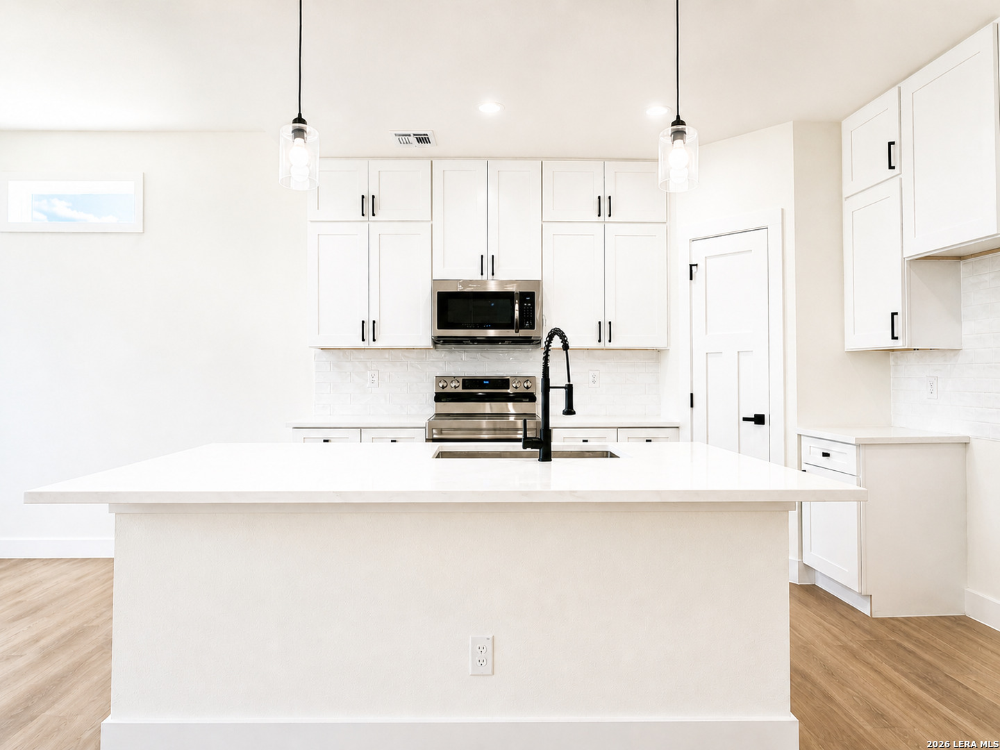 2835 Moncayo San Antonio TX 78232