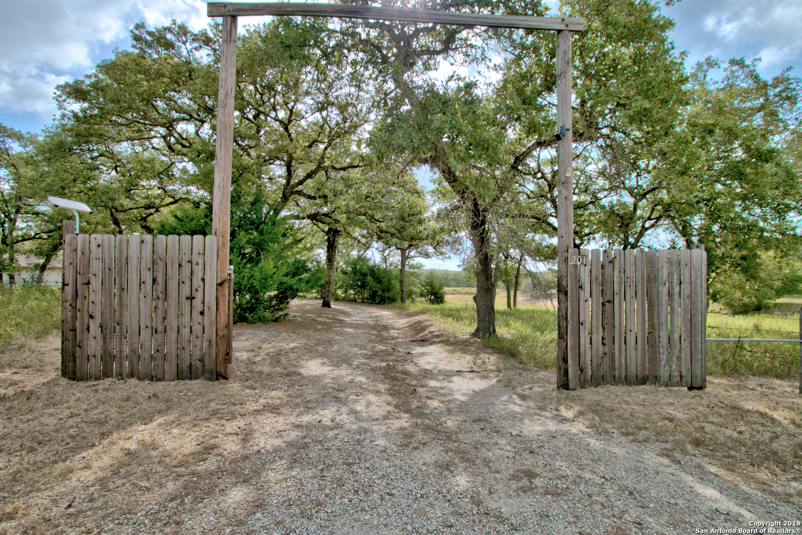 201 Redberry Road Seguin TX 78155
