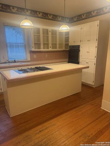 415 N Park Street Uvalde TX 78801