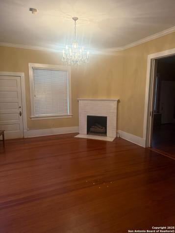 415 N Park Street Uvalde TX 78801