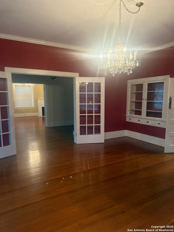 415 N Park Street Uvalde TX 78801