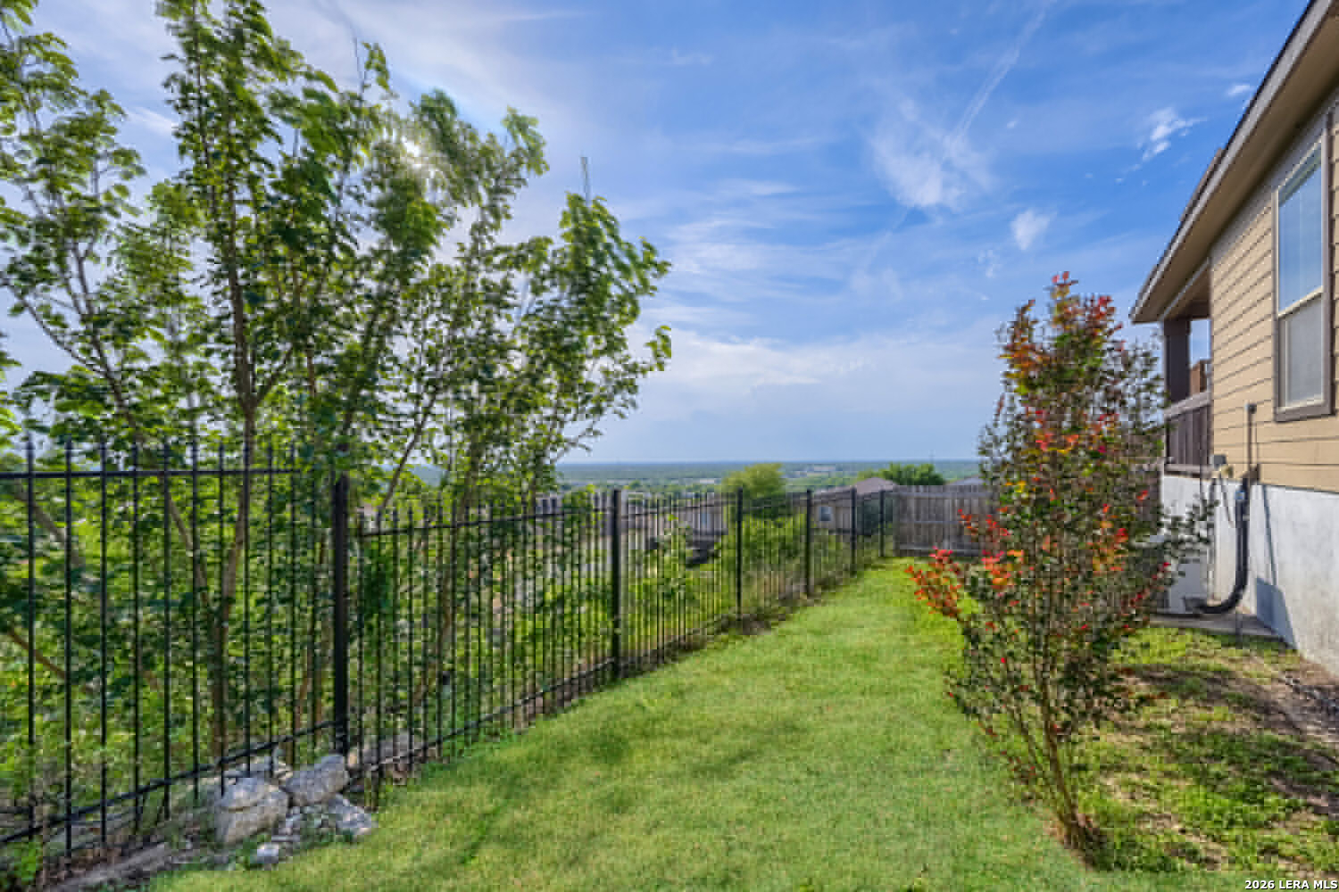 13335 Loma Sierra San Antonio TX 78233