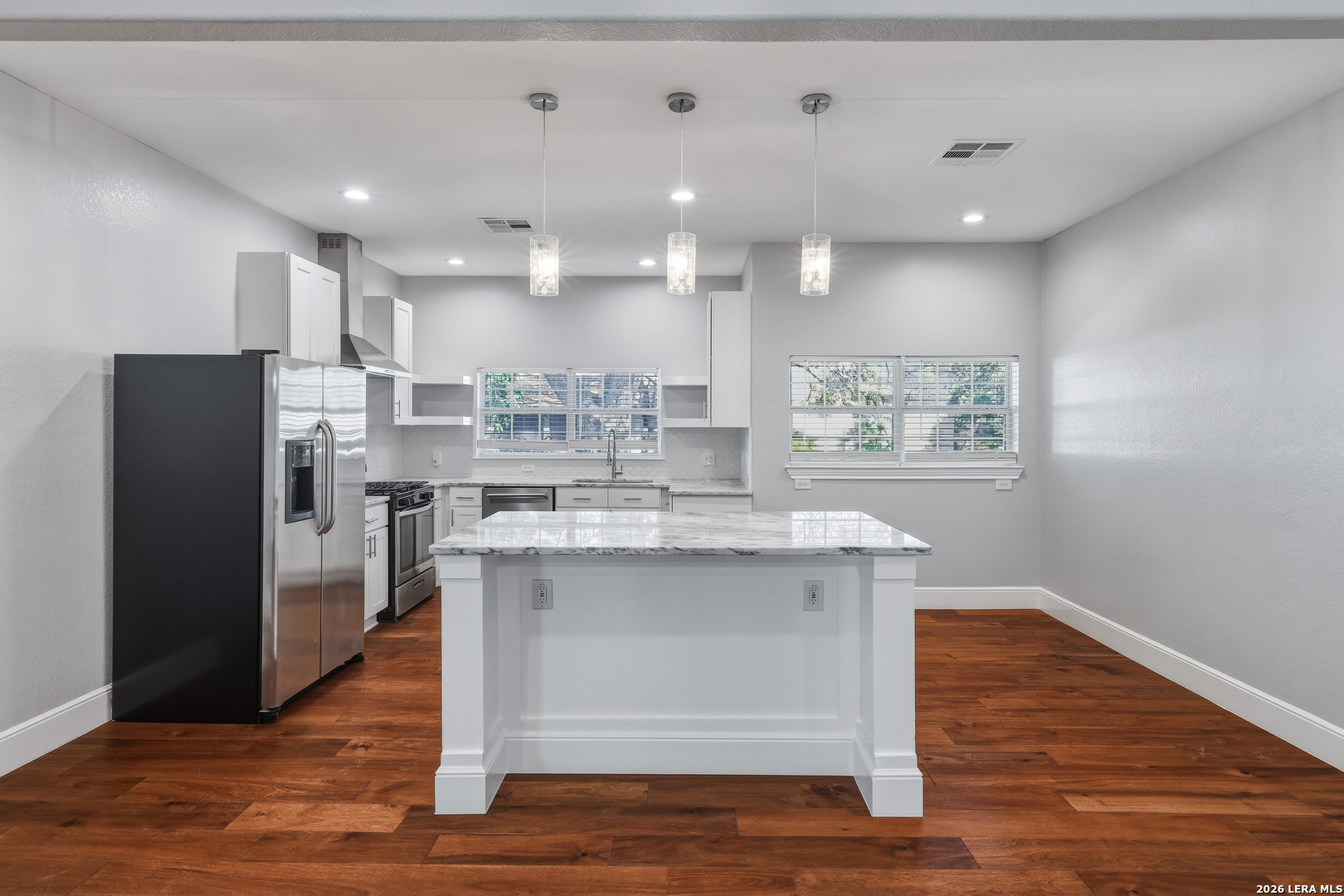 825 Eventide Terrell Hills TX 78209