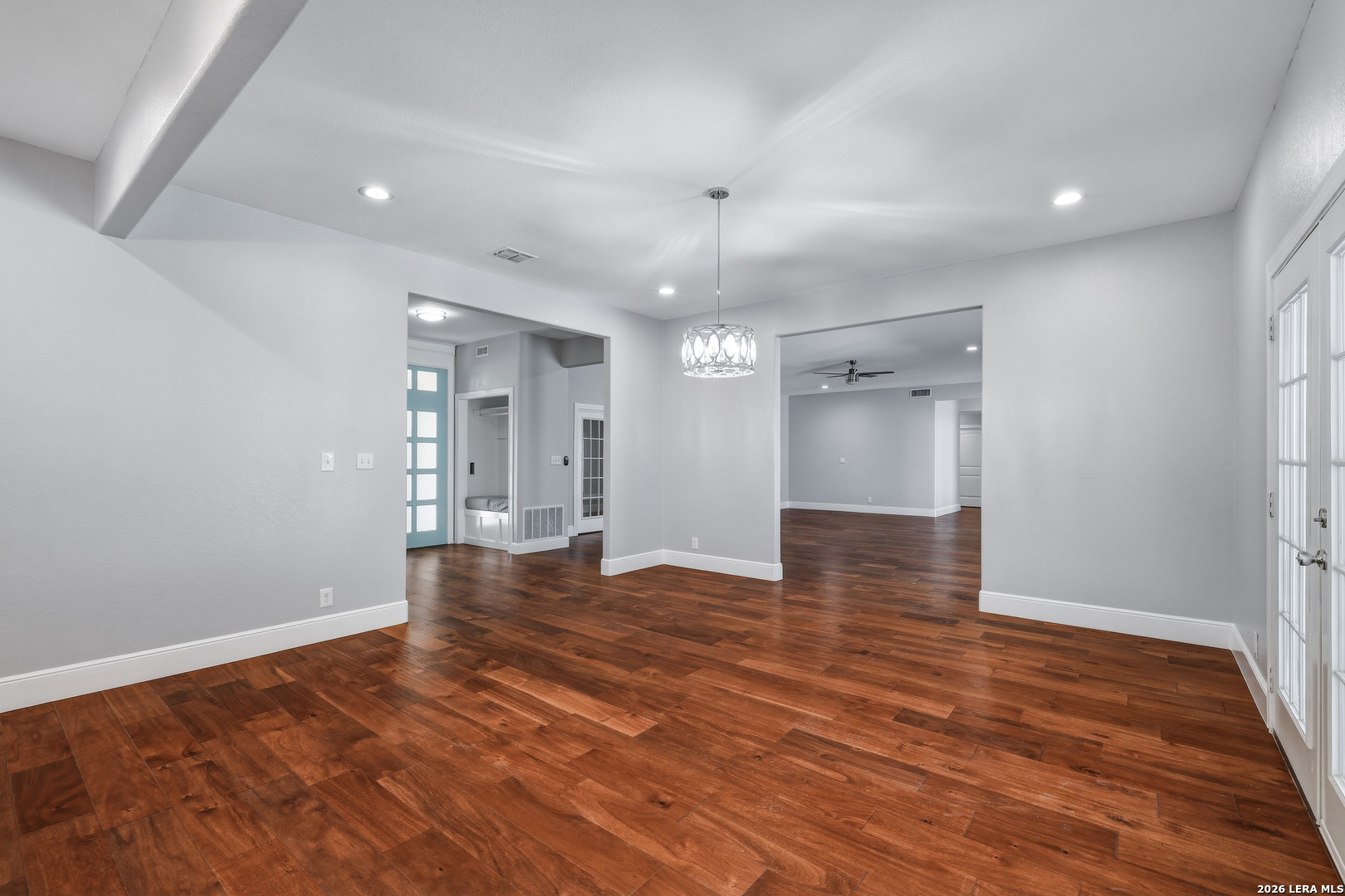 825 Eventide Terrell Hills TX 78209