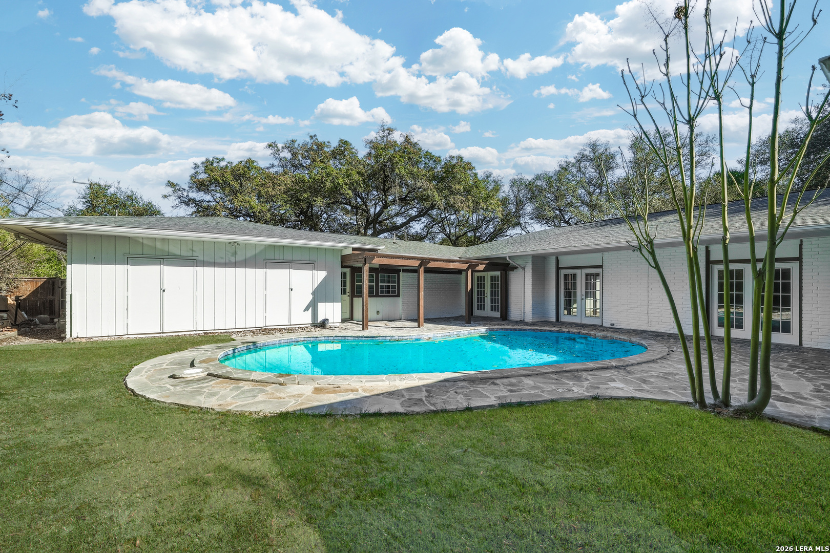 825 Eventide Terrell Hills TX 78209
