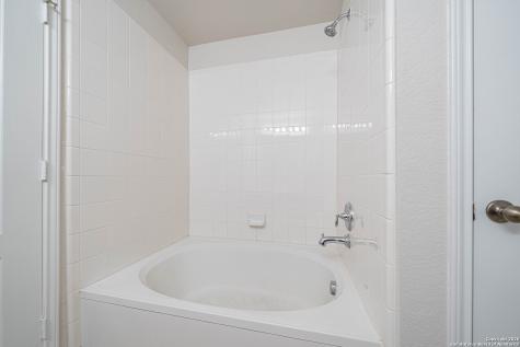 13267 Frogs Leap San Antonio TX 78253