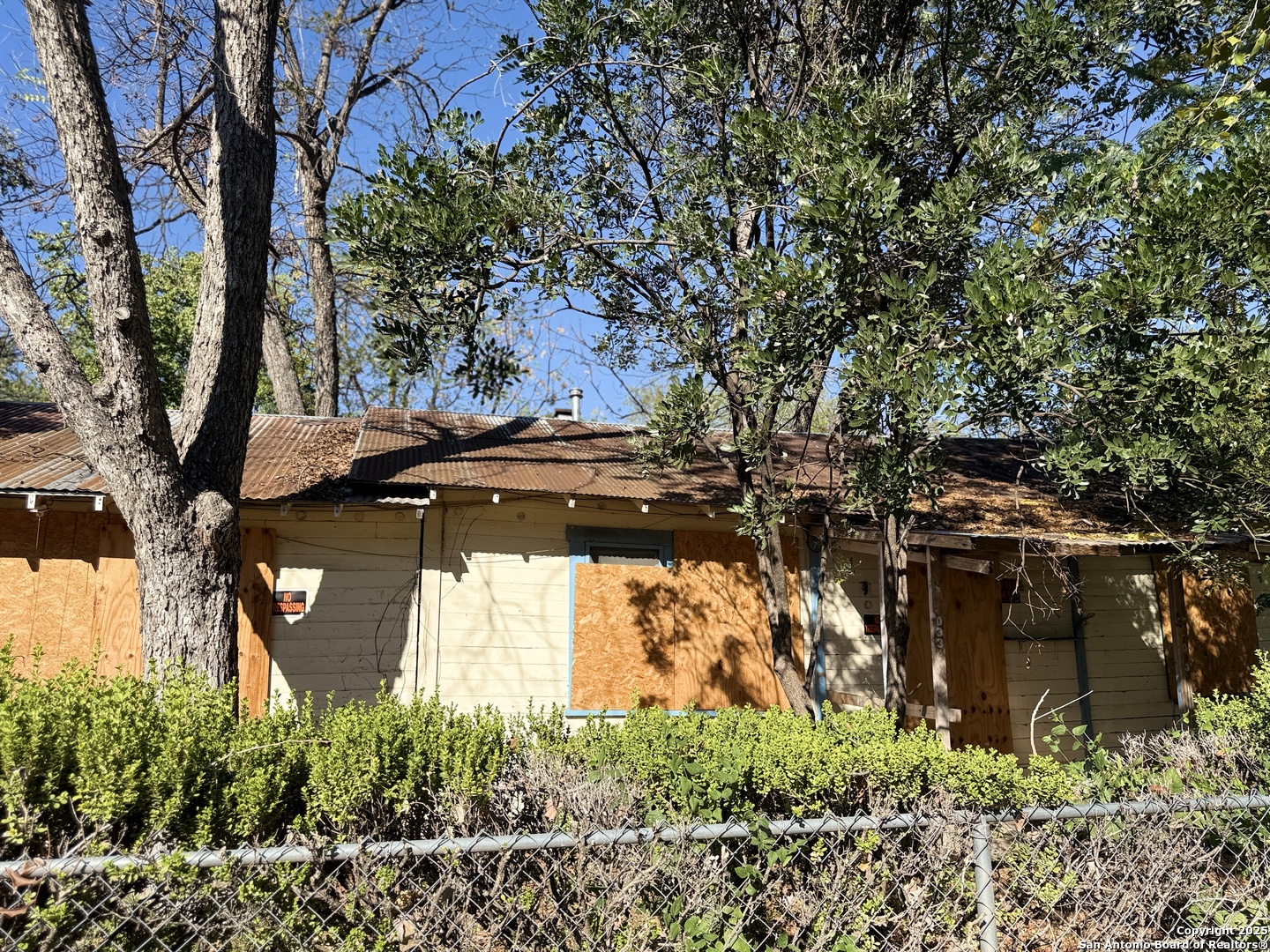 1033 Saldana San Antonio TX 78225