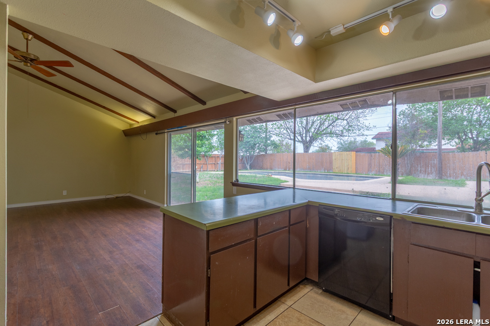 5502 Aspen Valley Street San Antonio TX 78242