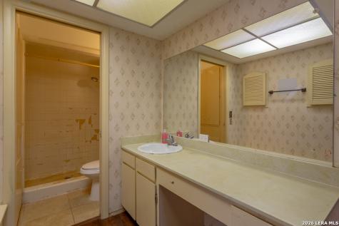 5502 Aspen Valley Street San Antonio TX 78242