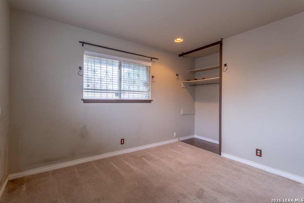 5502 Aspen Valley Street San Antonio TX 78242