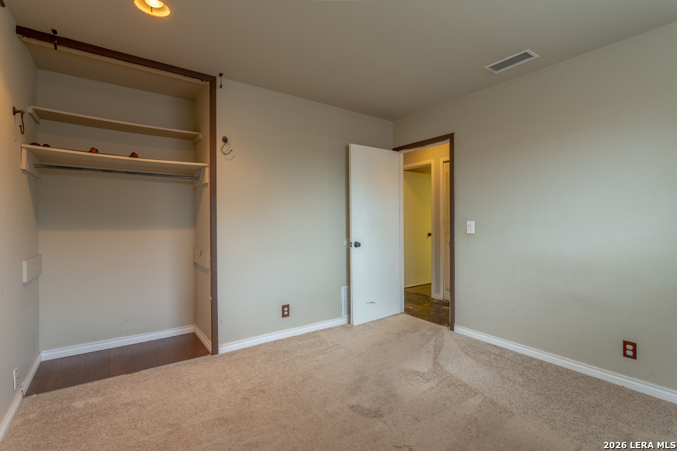 5502 Aspen Valley Street San Antonio TX 78242