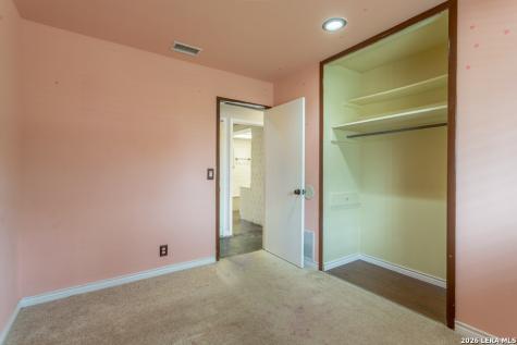 5502 Aspen Valley Street San Antonio TX 78242