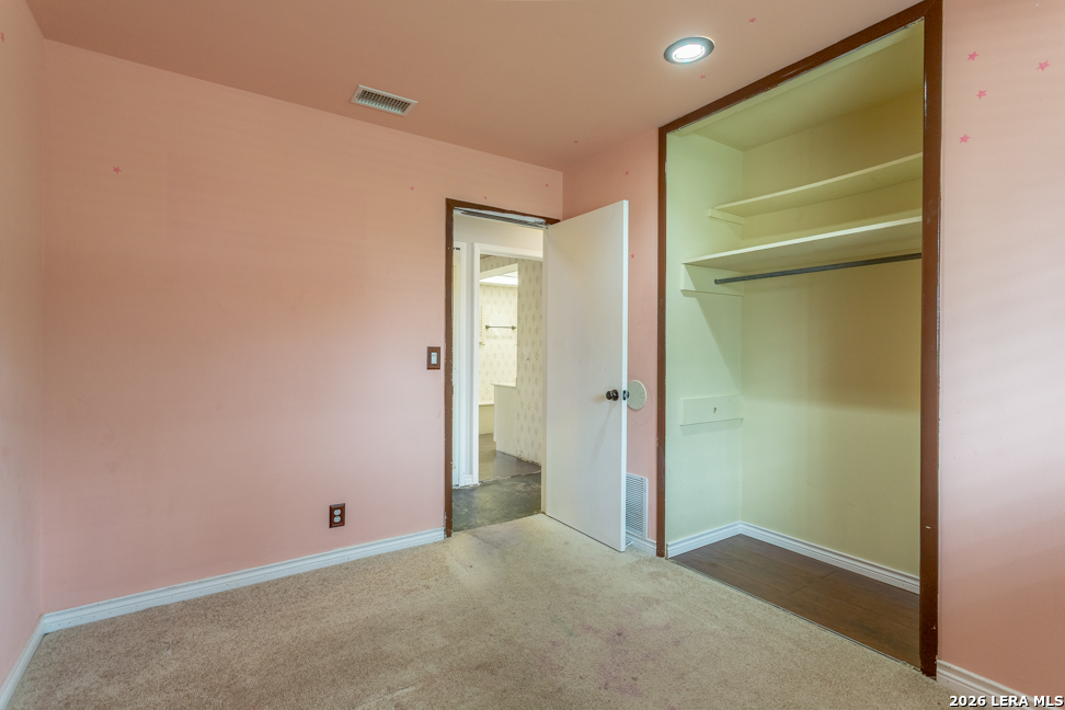 5502 Aspen Valley Street San Antonio TX 78242