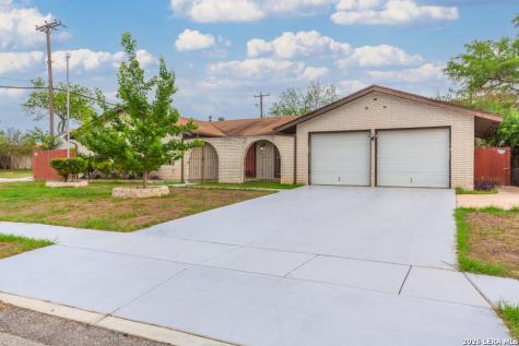5502 Aspen Valley Street San Antonio TX 78242