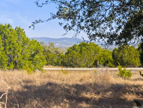 1046 Buckskin Trail Bandera TX 78003