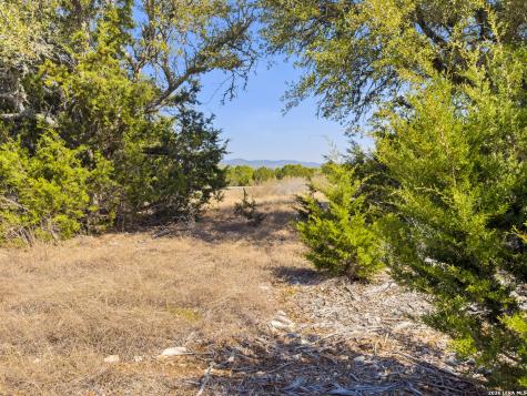 1046 Buckskin Trail Bandera TX 78003