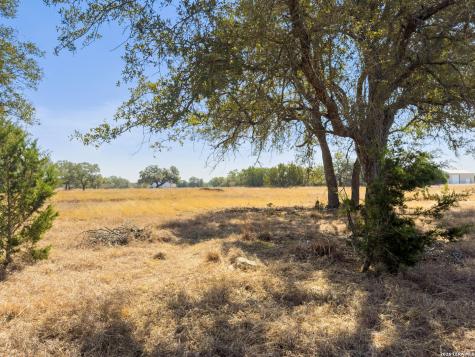 1046 Buckskin Trail Bandera TX 78003