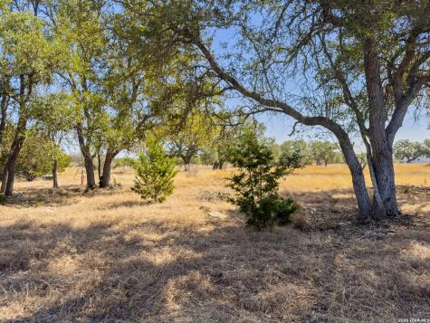 1046 Buckskin Trail Bandera TX 78003