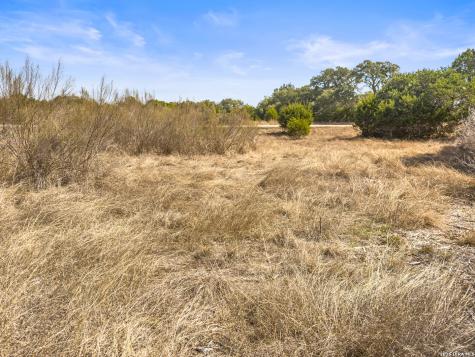 1046 Buckskin Trail Bandera TX 78003