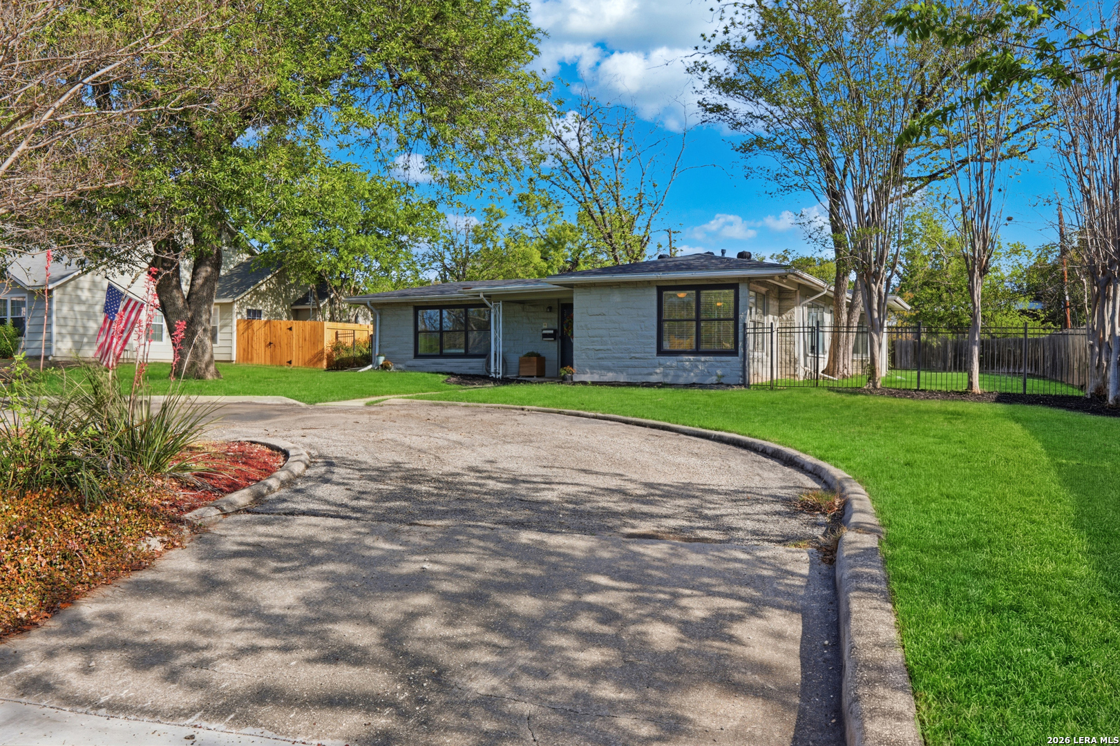 357 Tuttle Road Terrell Hills TX 78209