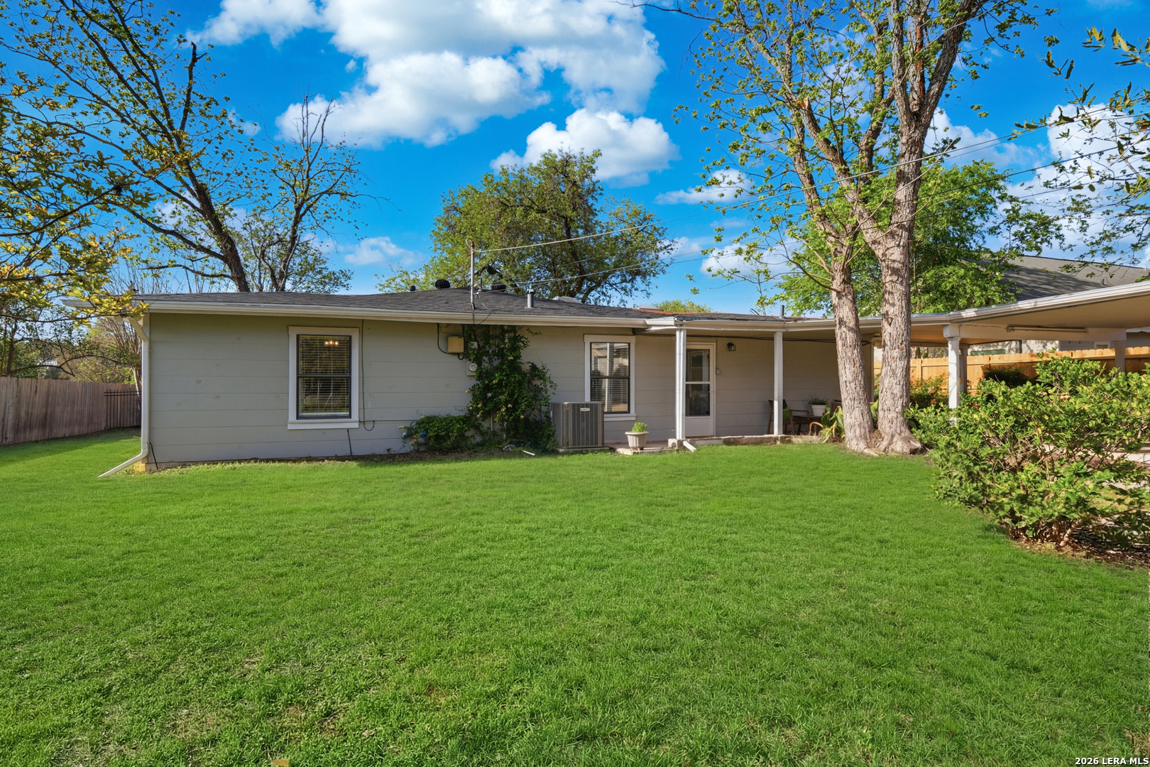 357 Tuttle Road Terrell Hills TX 78209
