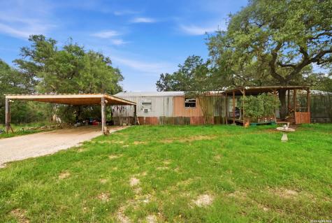329 Westminister Square Canyon Lake TX 78133