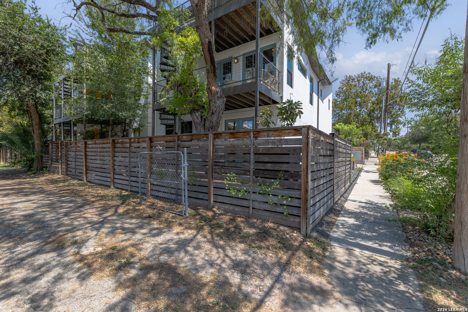 730 E Josephine Street San Antonio TX 78208