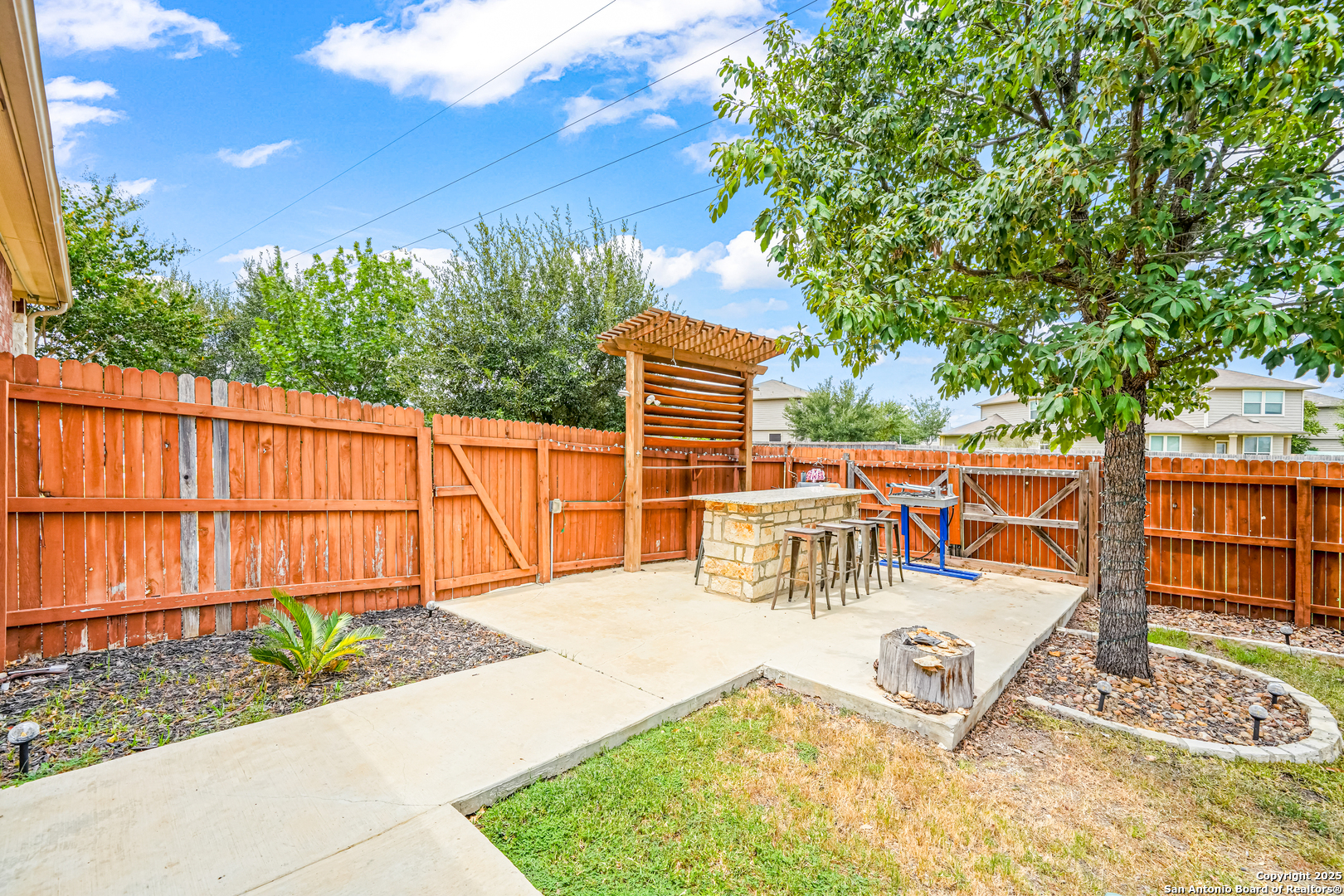 449 Timber Creek Schertz TX 78108