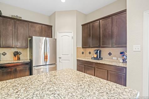 449 Timber Creek Schertz TX 78108