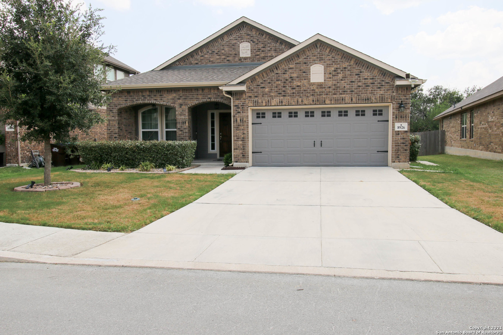 8926 Palmetto Park Converse TX 78109