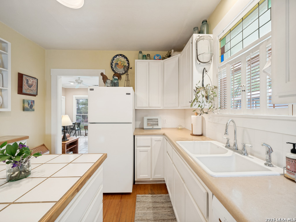 217 W Morse Street Fredericksburg TX 78624
