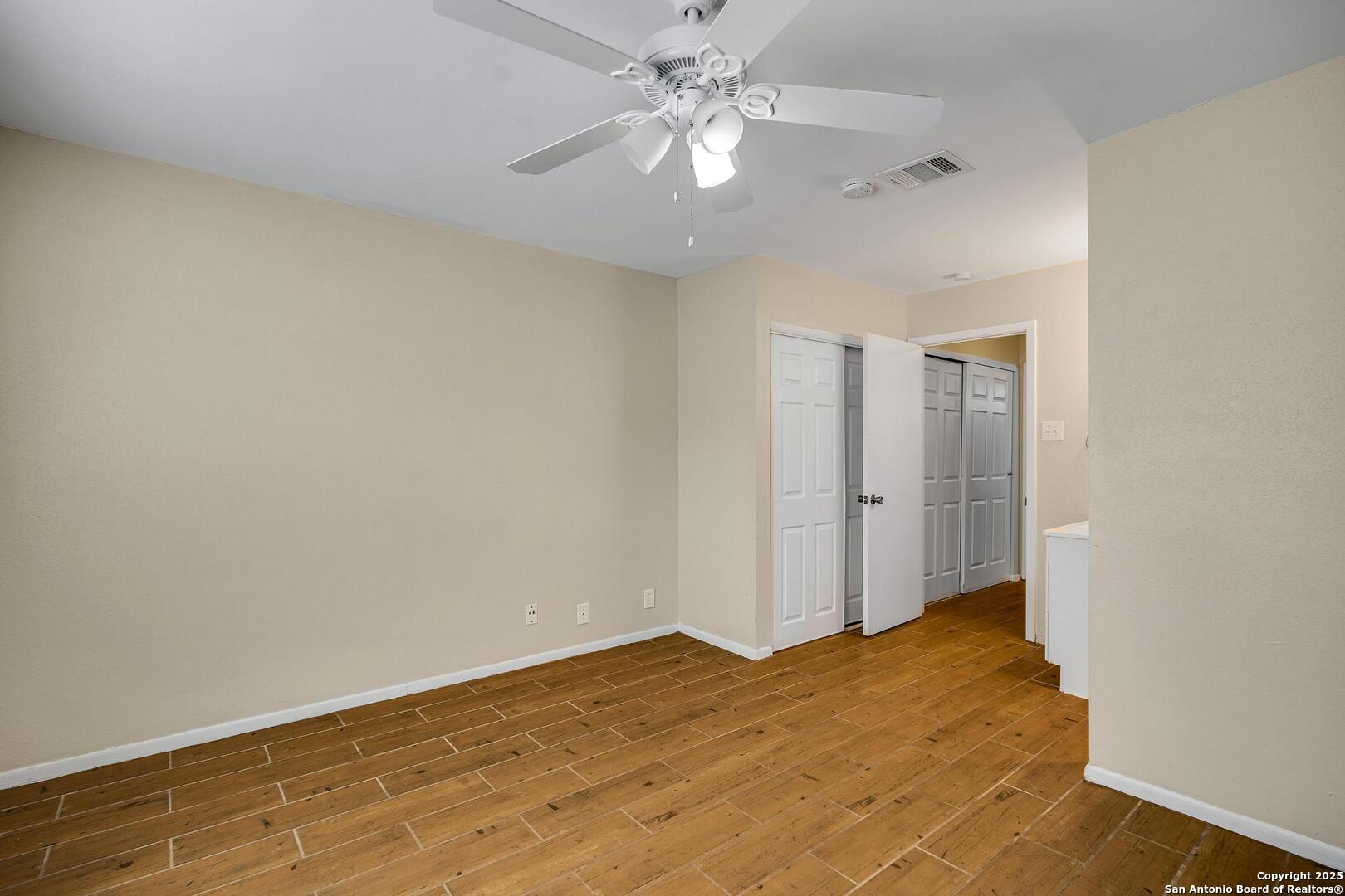 1803 Garys Park San Antonio TX 78247