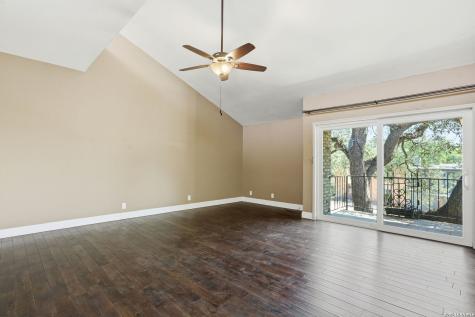3807 E Songbird San Antonio TX 78229