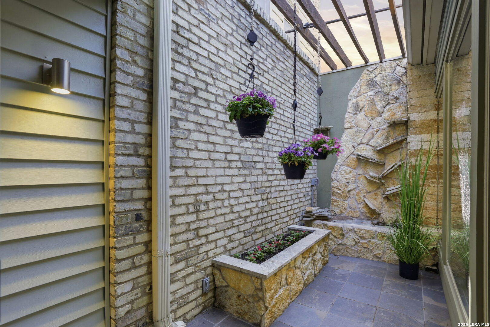 3807 E Songbird San Antonio TX 78229