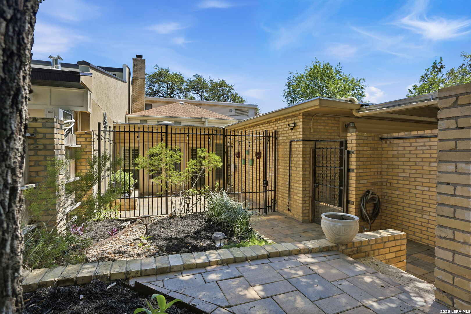 3807 E Songbird San Antonio TX 78229