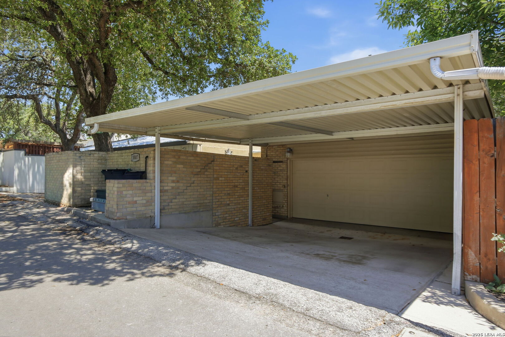 3807 E Songbird San Antonio TX 78229