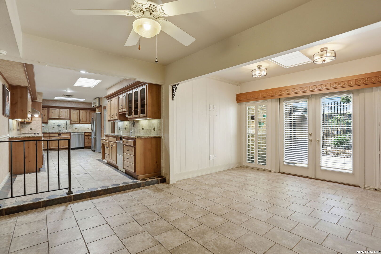 3807 E Songbird San Antonio TX 78229