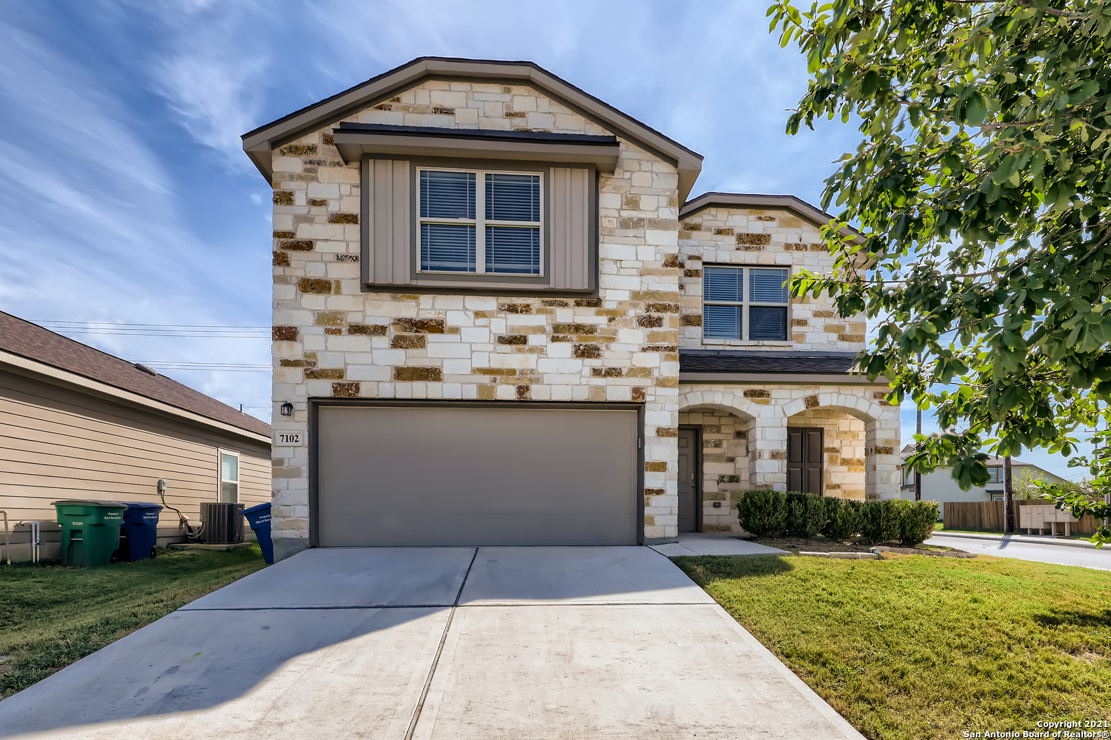 7102 Hibiscus Falls San Antonio TX 78218