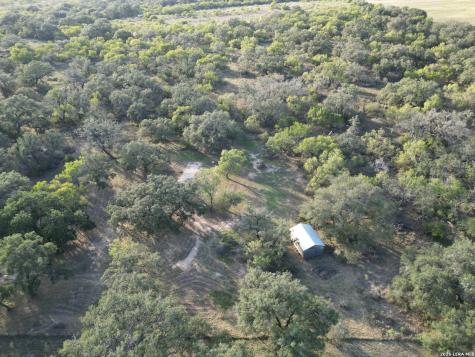 2525 Tomblin Road Bigfoot TX 78005