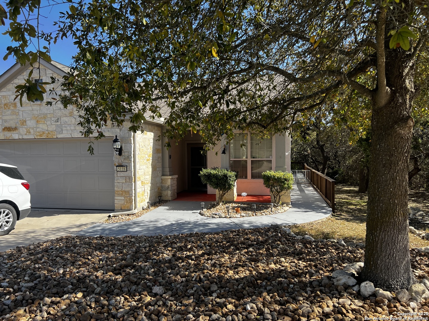 5118 Cactus Thorn San Antonio TX 78253