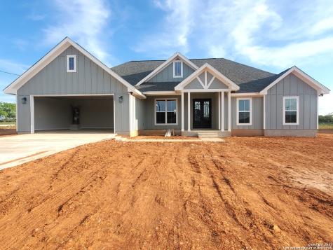 7422 Maverick Heights Somerset TX 78069