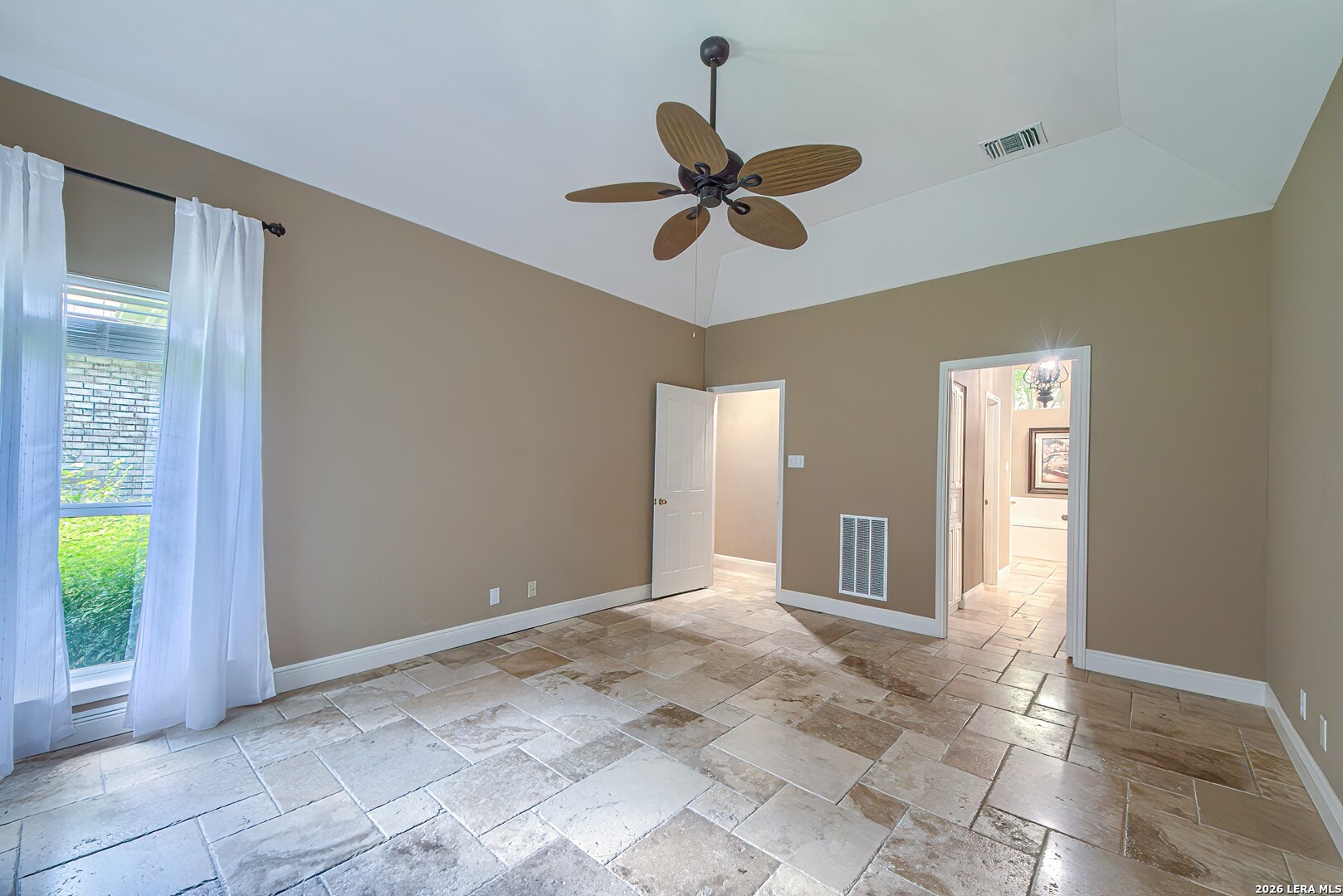 16030 Santa Cathrena San Antonio TX 78232